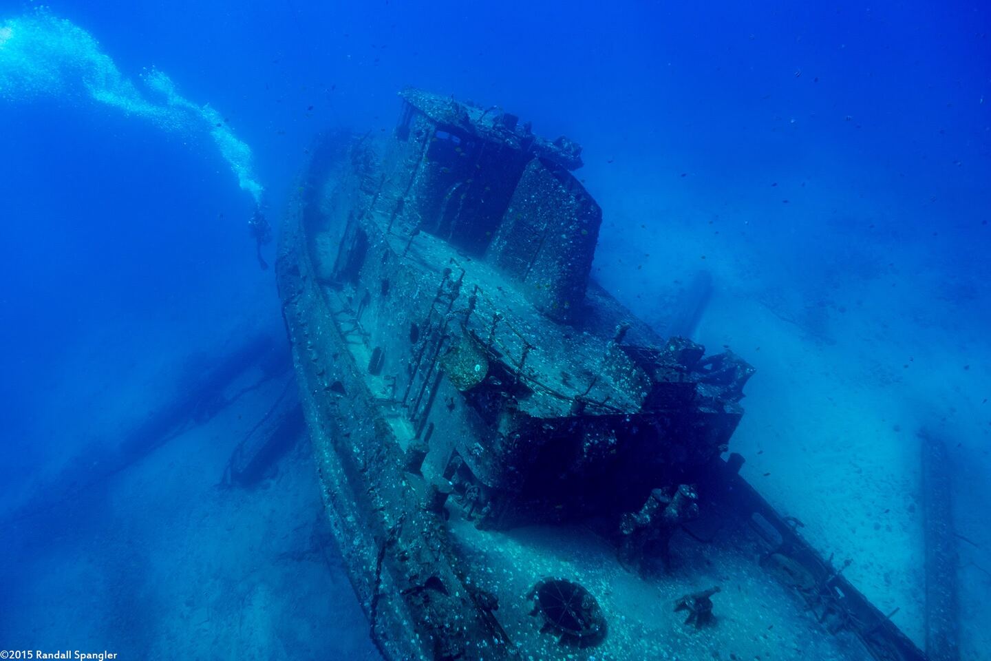 Lots of current over the deck; look at the bubbles change direction